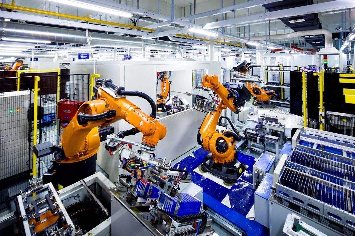 长安汽车：公司与华为、宁德时代三方正在联合开发智能网联电动汽车平台和产品